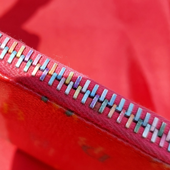 Super RARE Dooney and Bourke Coin Purse All Over Print - Picture 5 of 6